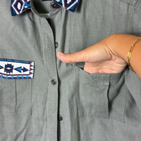 Rails Kona Button Down Shirt Linen Blend Embroidered Olive Green Shirt Sz XS - Picture 8 of 14